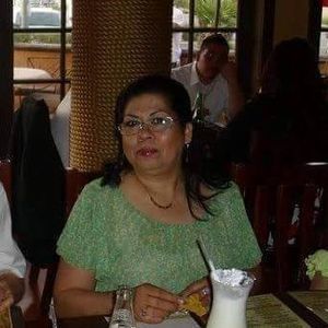 Meet your Posher, Raquel